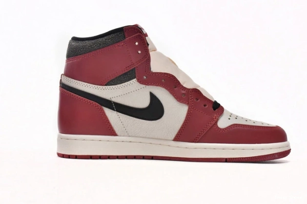 Bmlin OG Found Retro 1 and DZ5485-612 Chicago Jordan High Lost 0820